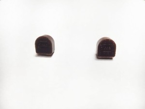 Fleki z bolcem/kolor brąz/10x11mm
