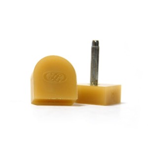 FLEKI - METALOWY BOLEC DOWEL LIFTS 104 BEIGE Rozmiar	10,5 mm x 13,4 mm Grubość	6,6 mm